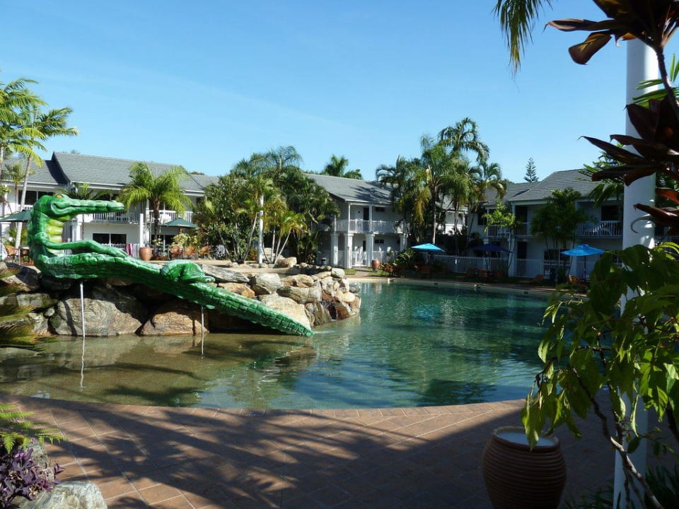 Pool mit Kinderrutsche Hotel Grand Chancellor Palm Cove