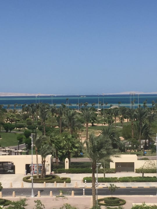 Aussicht vom Dach aus Steigenberger Aqua Magic