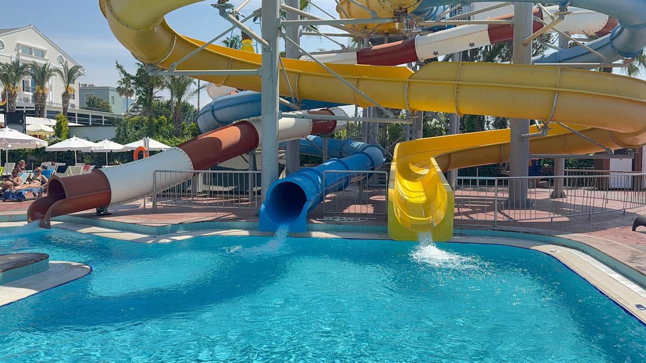 Pool Hotel Turan Prince