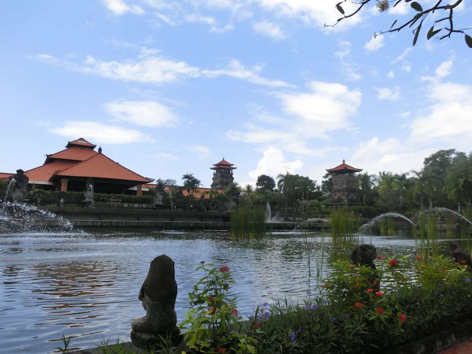 Eingang Ayodya Resort Bali