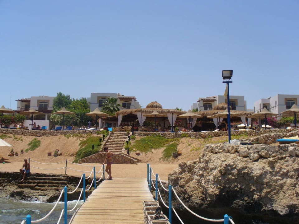 Widok z pomostu Amphoras Blu