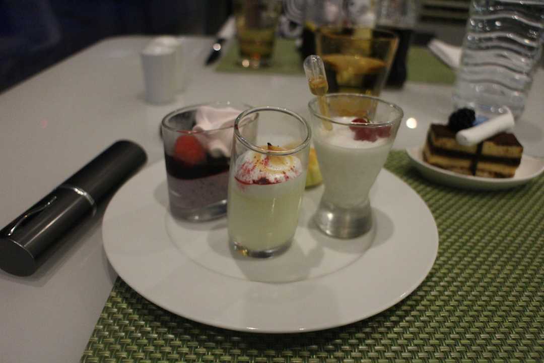 Die Beschreibung reicht nicht aus für das Dessert. W Abu Dhabi - Yas Island