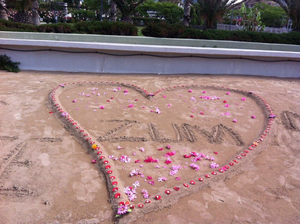 Zum Muttertag Sunis Evren Beach Resort Hotel & Spa