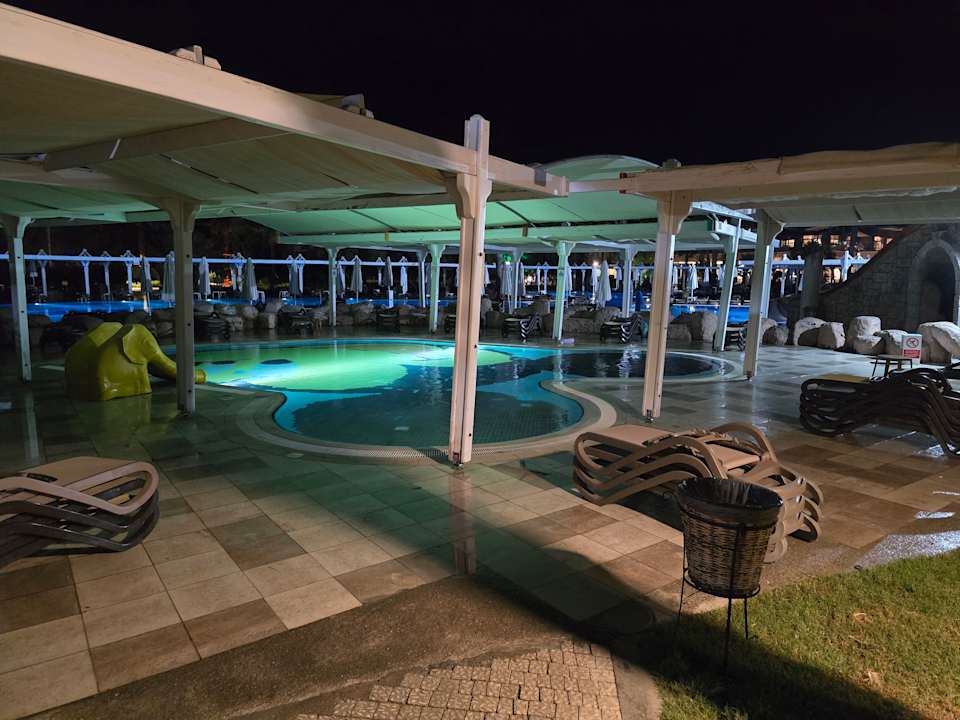 Pool Calimera Serra Palace