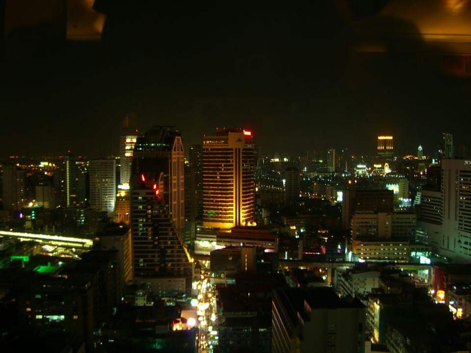 Ausblick bei Nacht Royal Benja Hotel