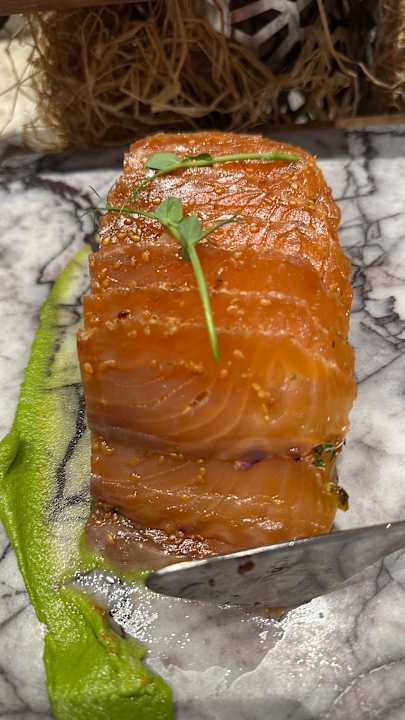 Gastro Acanthus Cennet Barut Collection