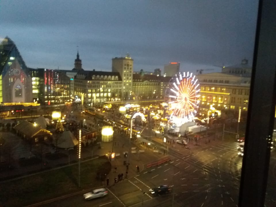  Ausblick  Radisson Blu Hotel Leipzig  Leipzig      HolidayCheck  Sachsen