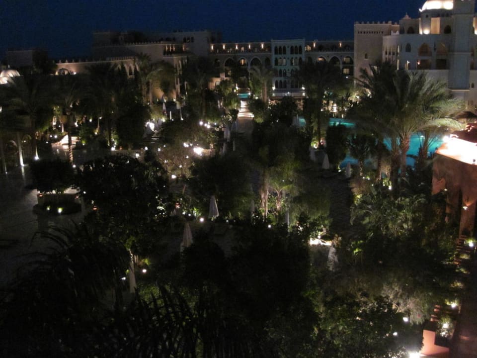 Blick vom Zimmer am Abend  Makadi Palace