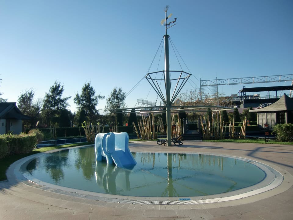 Garten- und Poolanlage / Kinderpool Limak Lara Deluxe Hotel & Resort