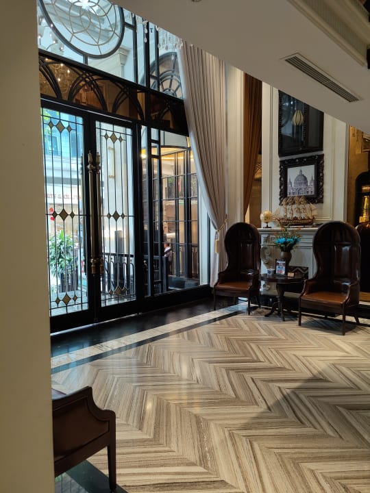 Lobby GRAND HOTEL du LAC Hanoi