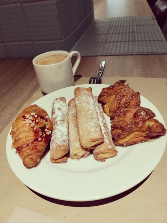 Gastro Hotel Via Augusta