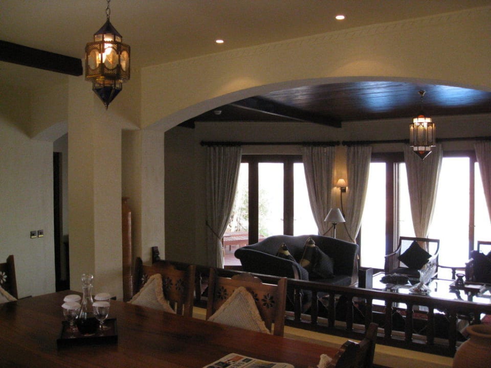 Wohnzimmer Emirates Suite Al Maha, A Luxury Collection Desert Resort & Spa