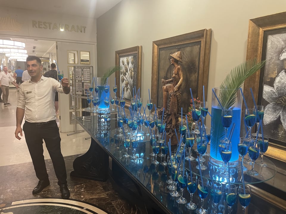 Sonstiges Side Crown Palace