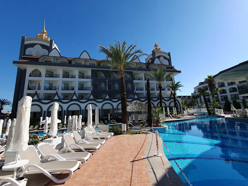 Außenansicht Well Palace Side