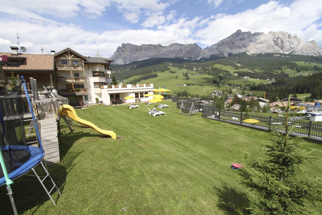 Außenansicht Dolasilla Mountain Panoramic Wellness Hotel