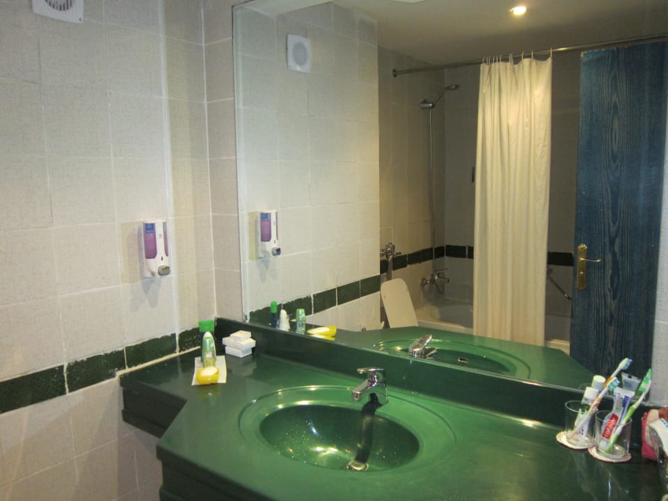 Ванная Le Jardin Aqua Park Resort