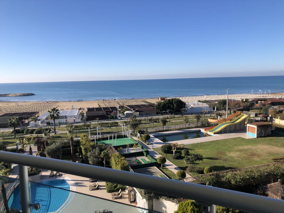 Ausblick Commodore Elite Suites & Spa - Adults only