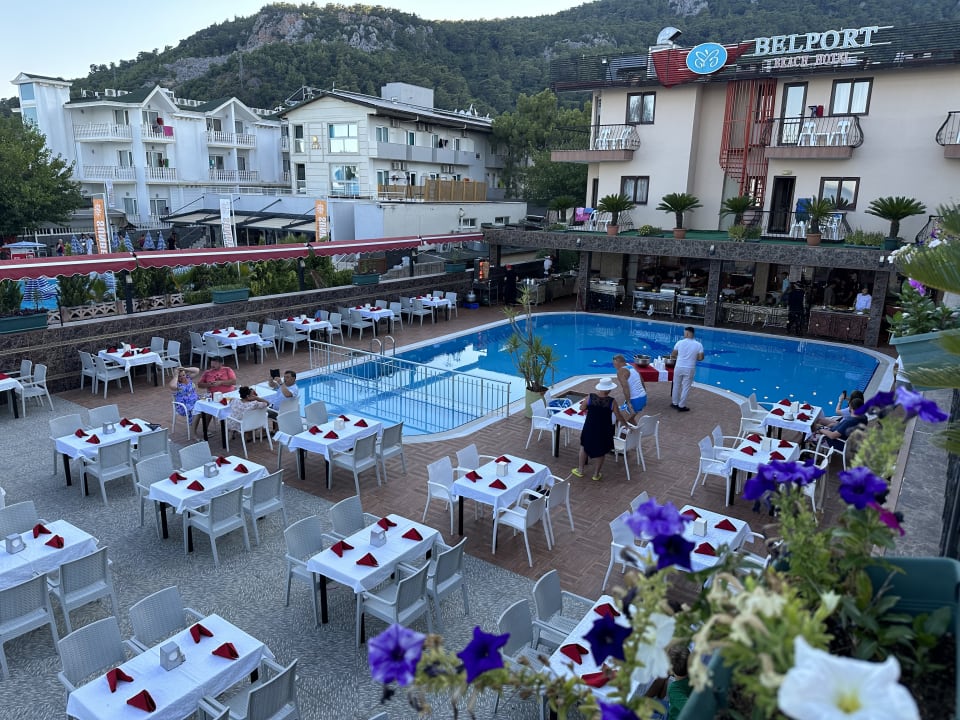 Pool Aleria Belport Beach Hotel