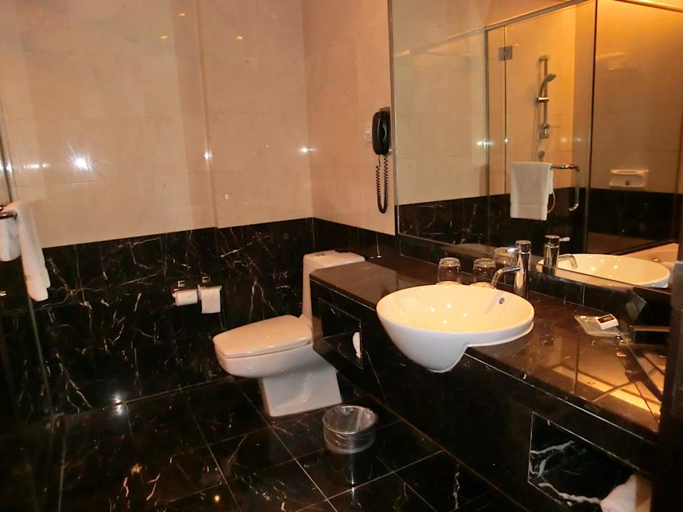 Sauberes Bad Impiana KLCC Hotel