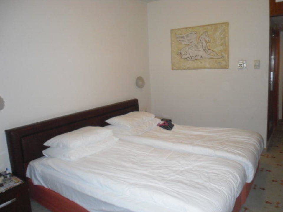 Betten im Doppelzimmer Hotel Defne Garden