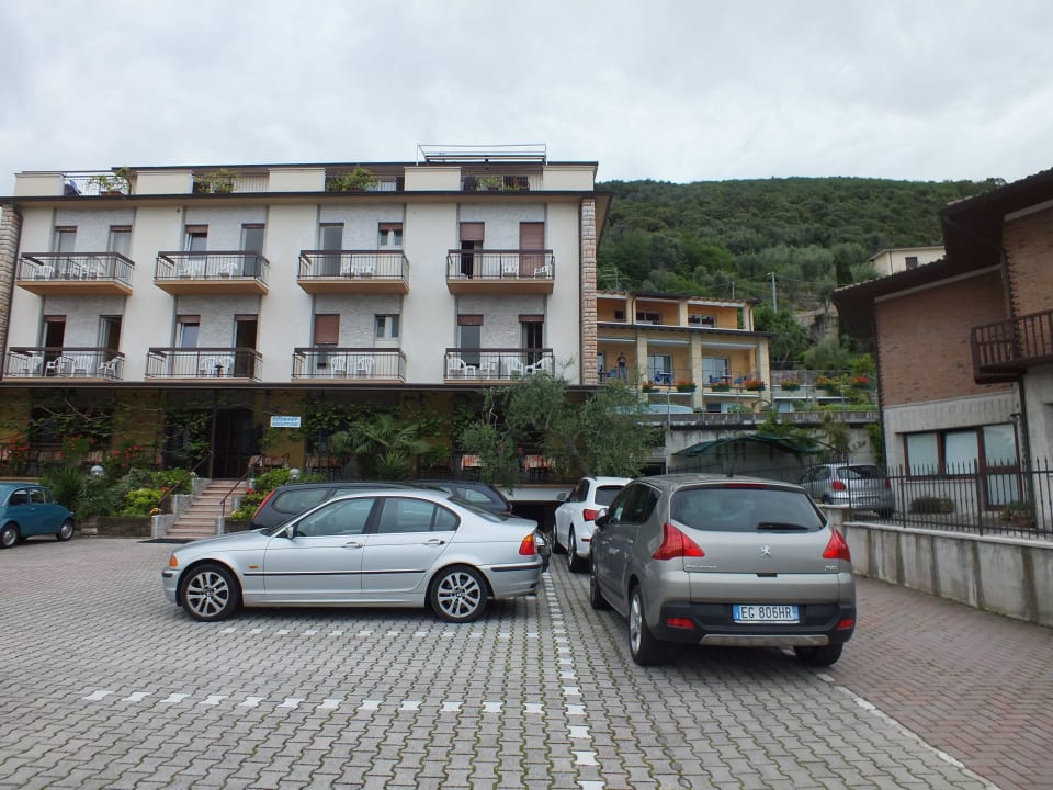 Hotel von außen Hotel Rosmari