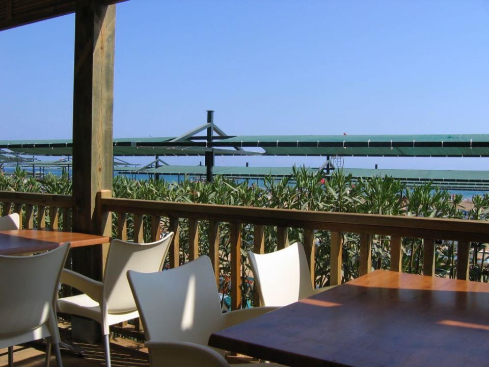 Strand-Bar (Blick direkt auf Hotel-Strand/Meer) Trendy Aspendos Beach Hotel