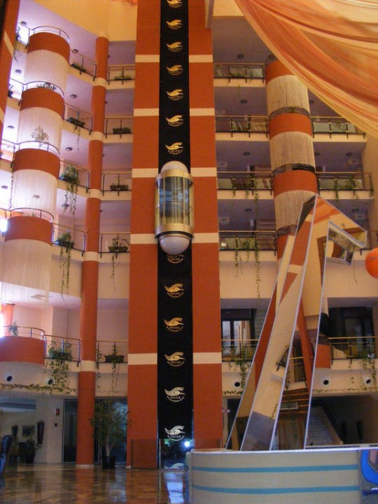 Glaslift Selge Beach Resort