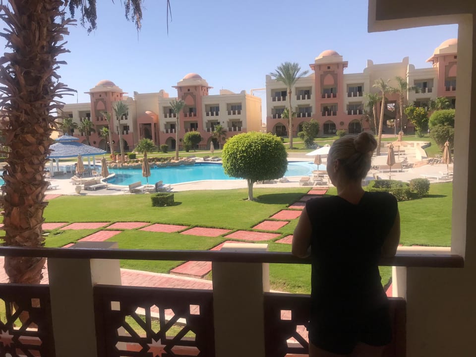 Pool Serenity Alpha Beach