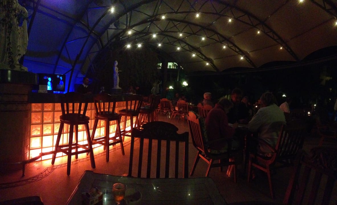 Am Pool Hotel Yetkin