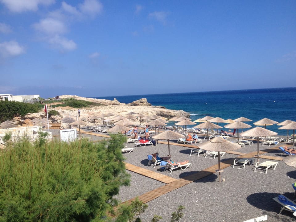 Strand Hotel Kakkos Bay
