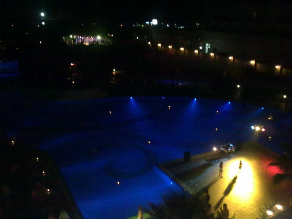Ausblick bei Nacht Aydinbey Kings Palace & Spa