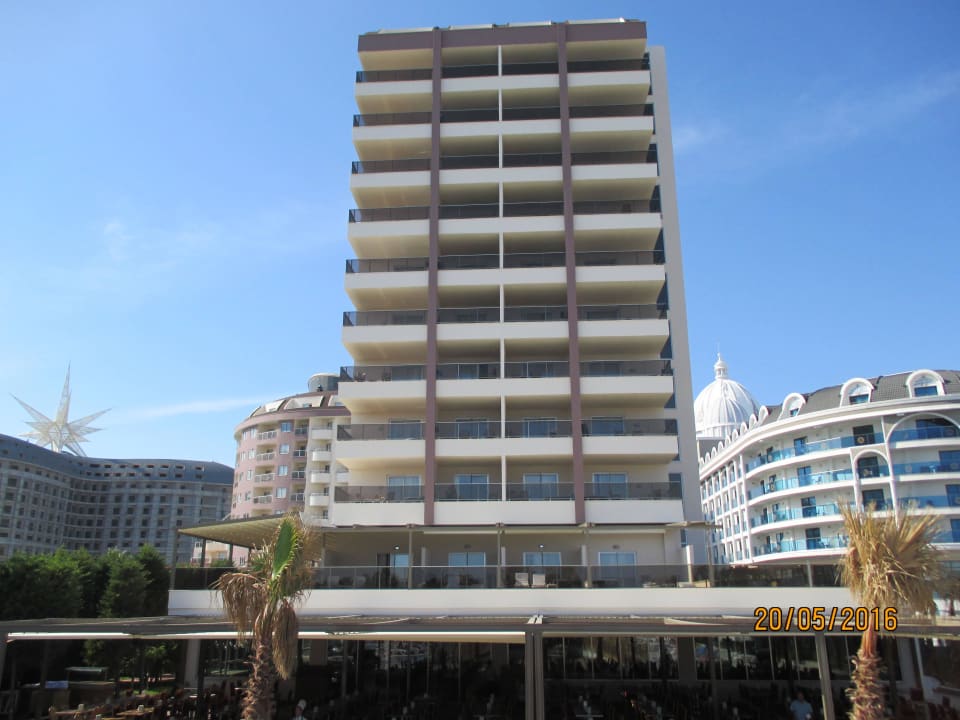 Neuen Zimmer im neuen Teil Saturn Palace Resort Hotel