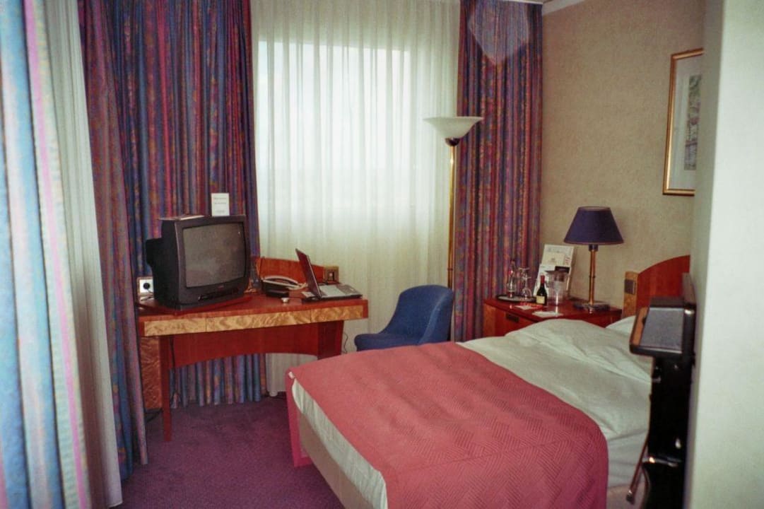 Einzelzimmer auf der 10. Etage Lindner Hotel Cottbus