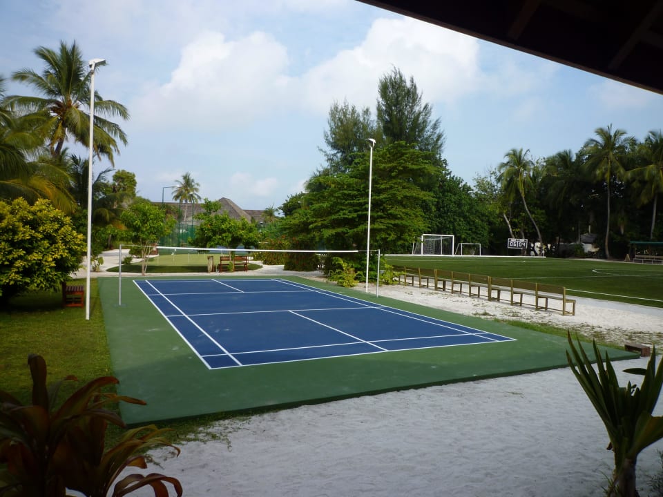 Badmintonplatz Vilamendhoo Island Resort & Spa