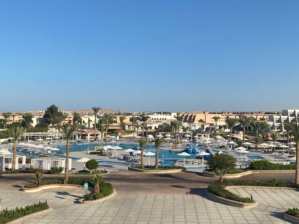 Pool Pharaoh Azur Resort