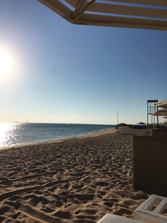 Strand Menaville Safaga