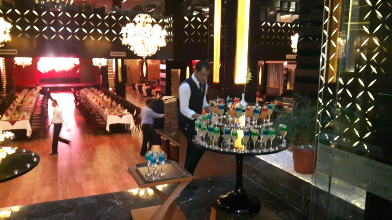 Blick ins WOW Restaurant  Pickalbatros White Beach Resort - Hurghada