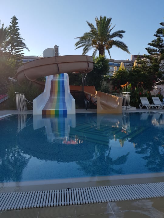 Pool Seaden Corolla Hotel