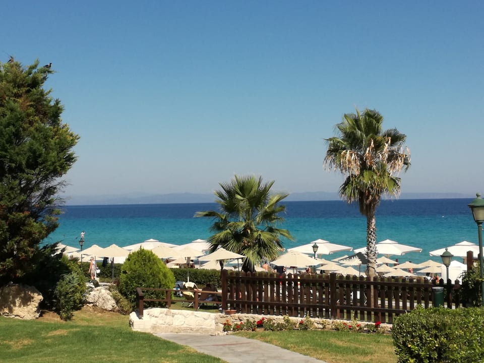 Strand Aegean Melathron Thalasso Spa Hotel