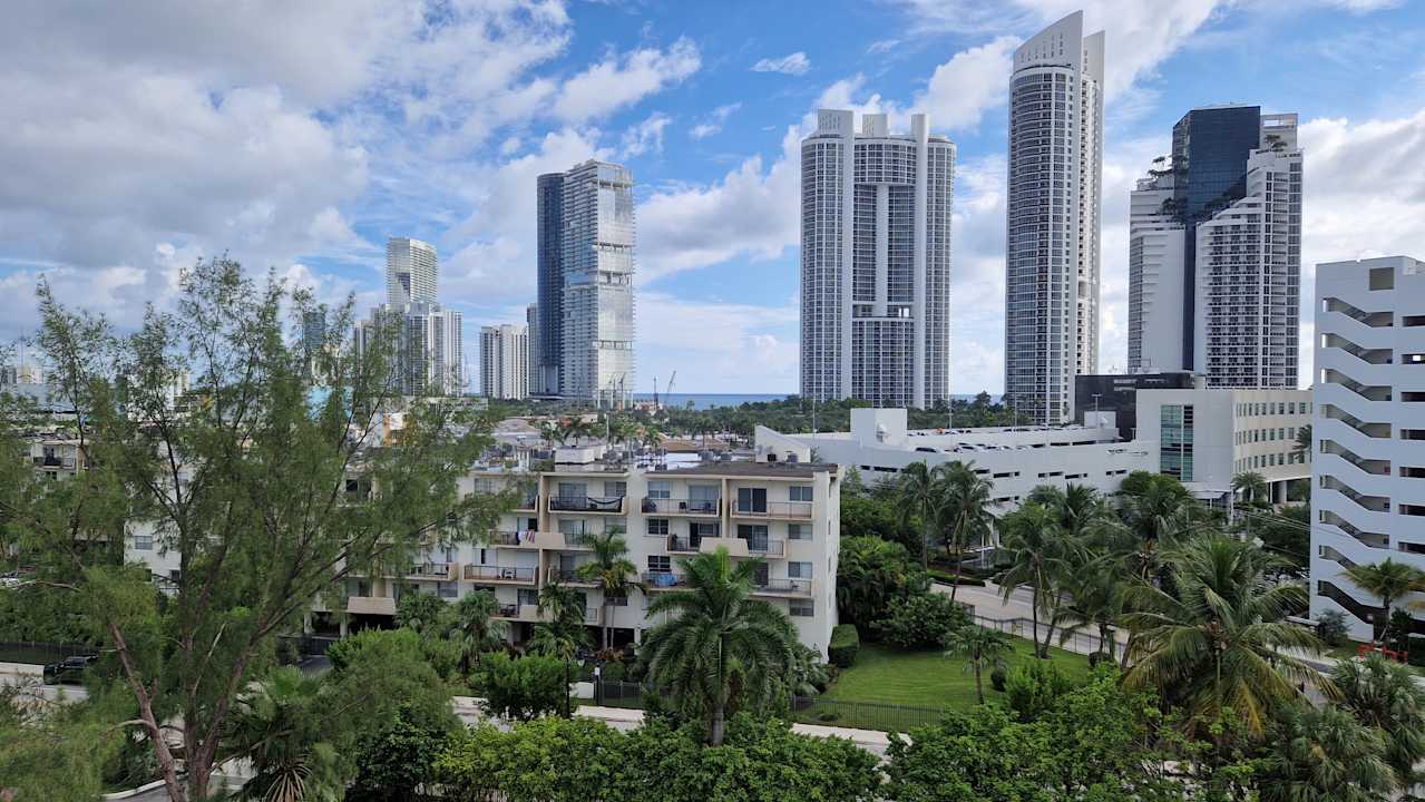 Ausblick Roami at Sunny Isles