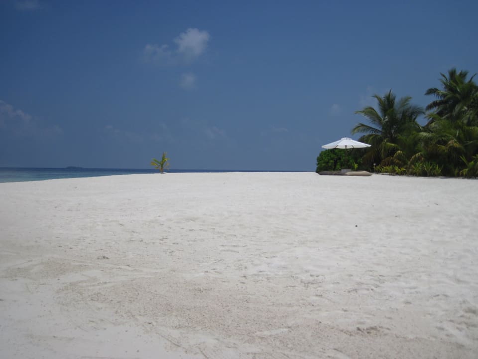 Ombrelloni Mirihi Island Resort