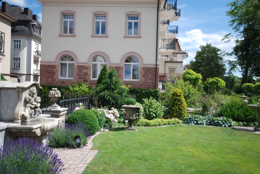 Gartenanlage Hotel Residenz am Rosengarten