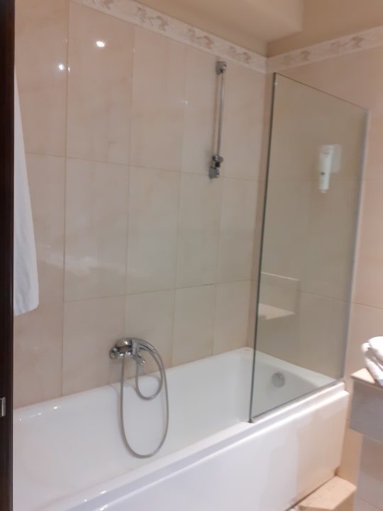 Zimmer Sandy Beach Resort