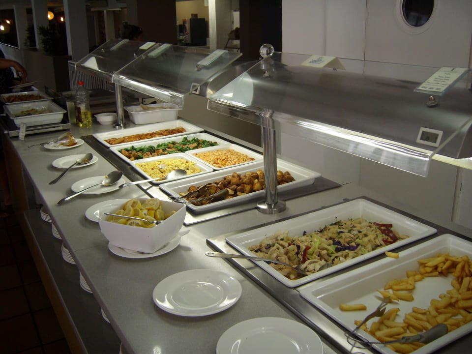 Das Essen war lau warm... LABRANDA Bahía y Villas Fañabé