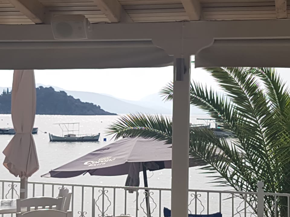 Terrasse Bar Hotel Aris