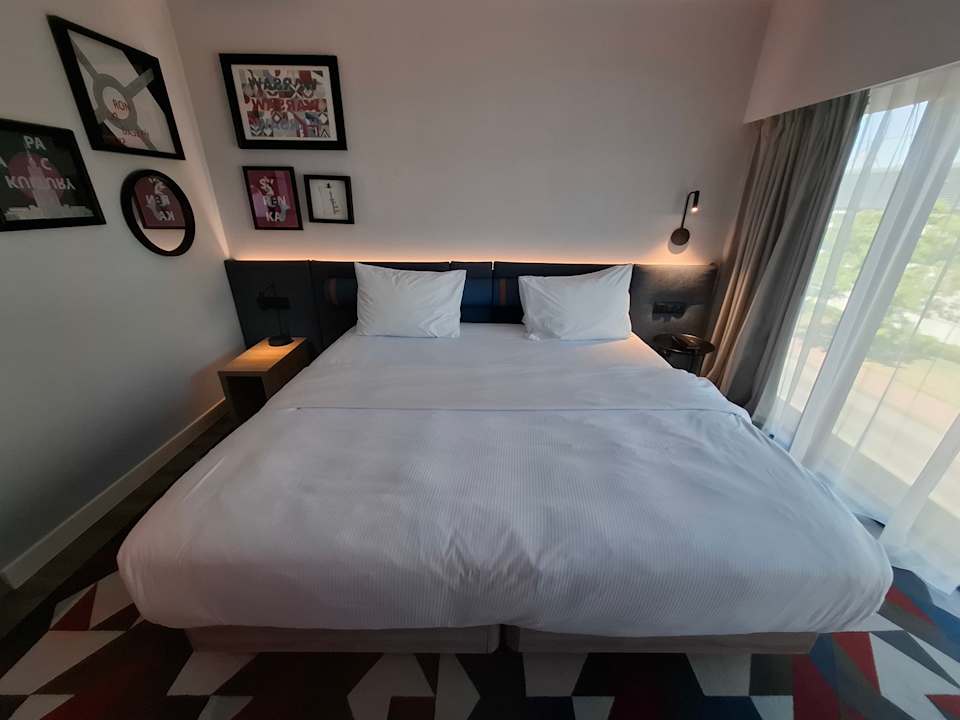 Zimmer Hampton By Hilton Warsaw Reduta