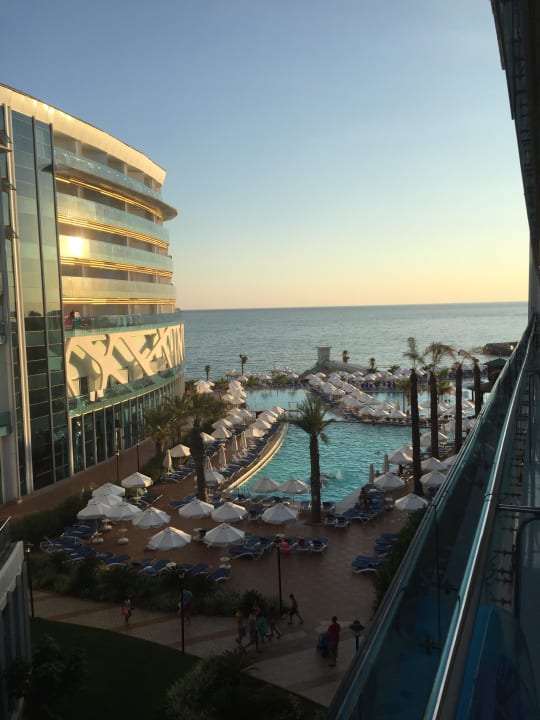 Poolblick Vikingen Infinity Resort & Spa