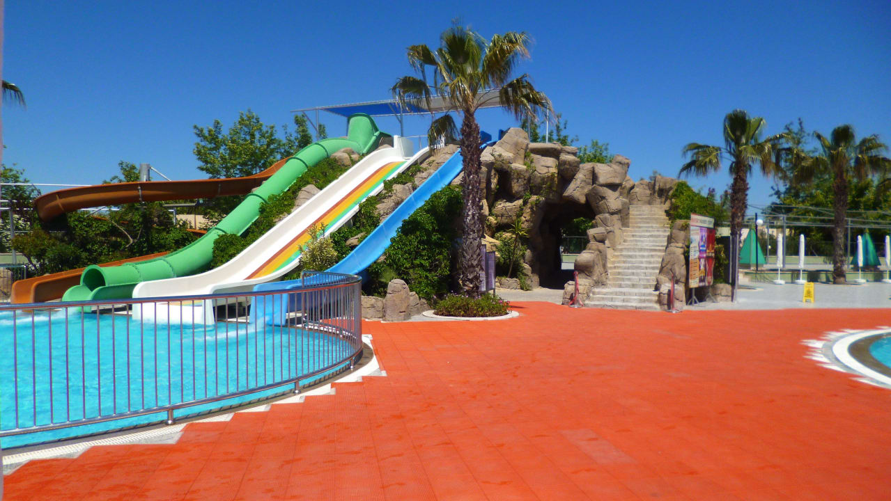 Aquapark VONRESORT Golden Coast