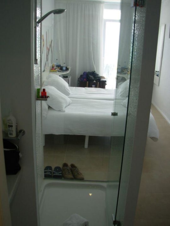 Dusche im Zimmer Iberostar Waves Bahia de Palma