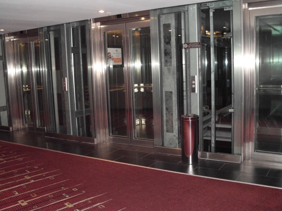 Aufzüge Hotel Radisson Blu Elizabete